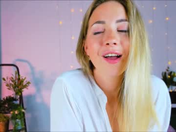 Nude cam girl emmi_rosee image #4481912