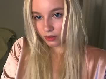 Nude cam girl nordmermaid image #2314232