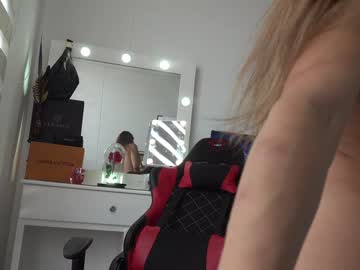 Nude cam girl beyllove_d image #5824300