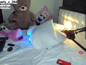 Nude cam girl queenafina image #5299361