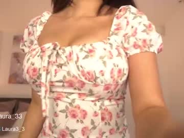 Nude cam couple laura3_3 image #5703837