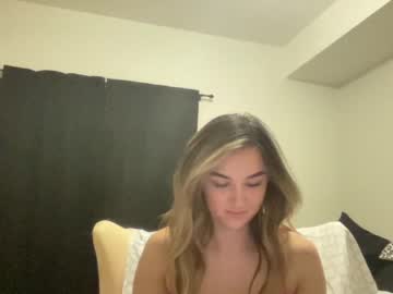 Nude cam girl kyleegrey image #3377584