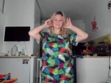 Nude cam girl kiradivine image #3052624