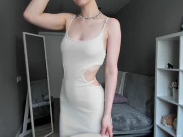 Nude cam couple christine_bae image #6303144