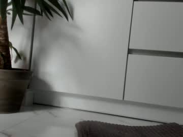Nude cam girl meryfoxxx image #2641618