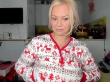 Nude cam girl kiradivine image #3146292