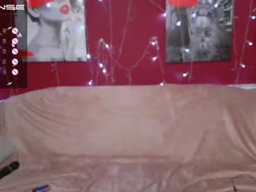 Nude cam girl bella_foryou image #3785497