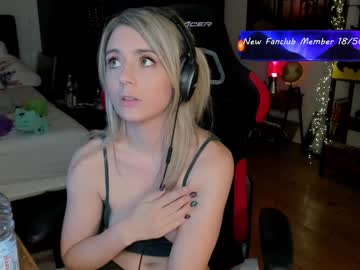 Nude cam girl kimilee22 image #5122015