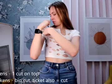 Nude cam girl _viki_ image #1824034