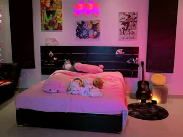 Nude cam girl madnessalise image #6198281