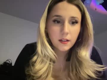 Nude cam couple hotandhornyhannah image #6071454