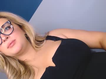 Nude cam tranny kellynicolexoxo image #6664962