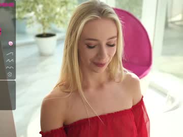 Nude cam girl vika54784 image #3070340