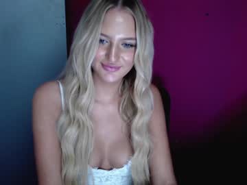 Nude cam girl shy_zorii image #2031866