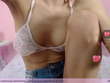 Nude cam girl little_effy18 image #1601871