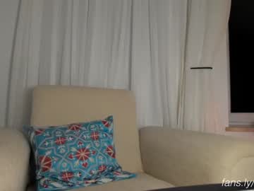 Nude cam girl oksanafedorova image #2785787