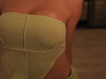 Nude cam girl honeyco57 image #4821890