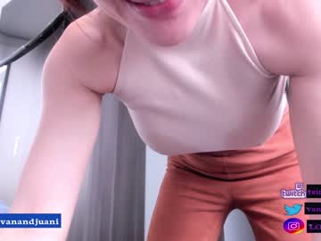 Nude cam girl vanandjuani image #3430878