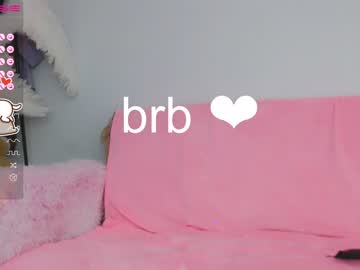 Nude cam girl small_blondee image #3123680