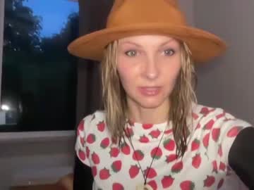 Nude cam girl kaileeshy image #1425395