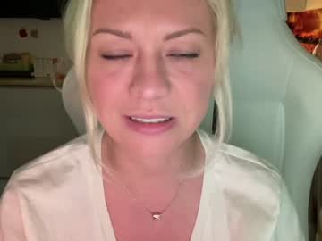 Nude cam girl kiradivine image #4383883