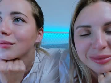 Nude cam girl emmi_rosee image #2908707