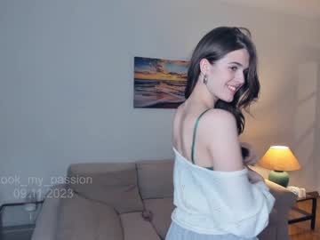 Nude cam girl look_my_passion image #5640552