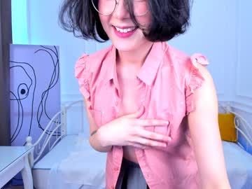 Nude cam girl sunny_ellie image #1735833