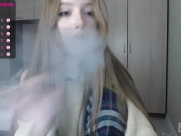 cutecringe nude girls camming