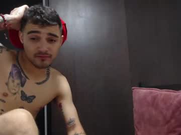 Nude cam man gaboreyes1 image #4229670
