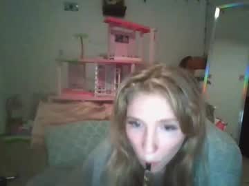 sm0keprincesspeach nude girls camming