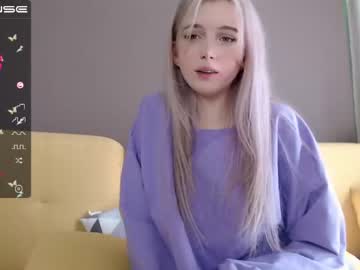 Nude cam girl small_blondee image #1562808