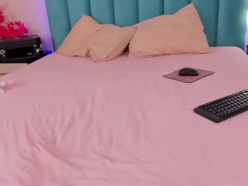 Nude cam girl kaylaa_fox image #3981963
