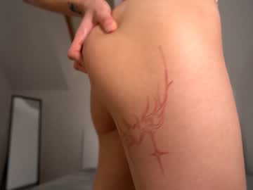 Nude cam girl aria_diaz image #6239983
