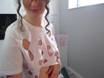 Nude cam girl yourcrazyneightbor image #2705848