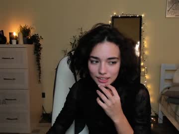 Nude cam girl ella_flar_ image #2893944