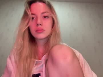 Nude cam girl angel_from_sky image #216663