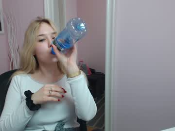 Nude cam girl lila_page image #1133300
