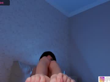 Nude cam girl bzzzme image #6489485