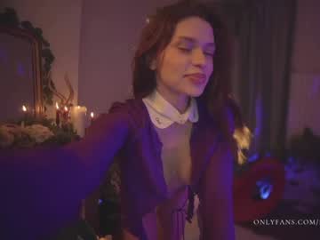 Nude cam girl lucieoude_ image #3192274