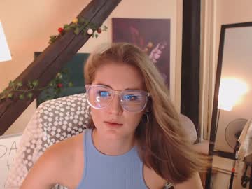 Nude cam girl abi_i image #2454067