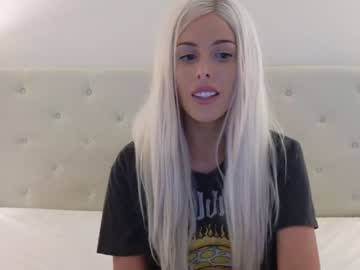 Nude cam girl catberg image #4389332
