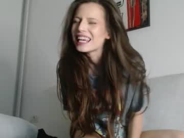 Nude cam girl isia_slay image #2341187