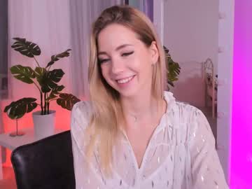 Nude cam girl emmi_rosee image #689165
