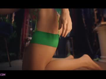 Nude cam girl lucieoude_ image #2035670