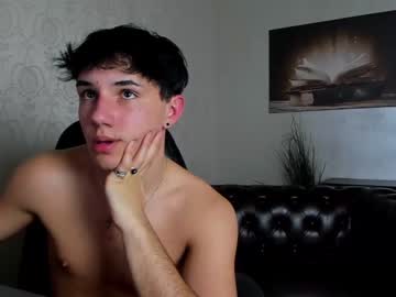 Nude cam man damianbryson image #6126230
