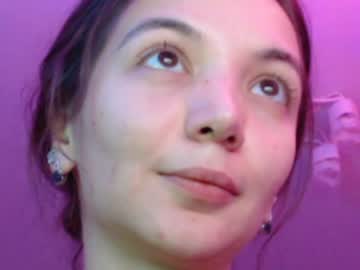 Nude cam girl kronniekray image #561883