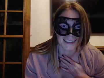 mrsjennyholmes nude girls camming