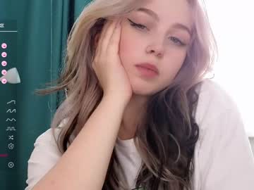 Nude cam girl small_blondee image #5449188