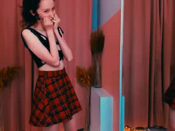 Nude cam girl hailiemills image #3061642